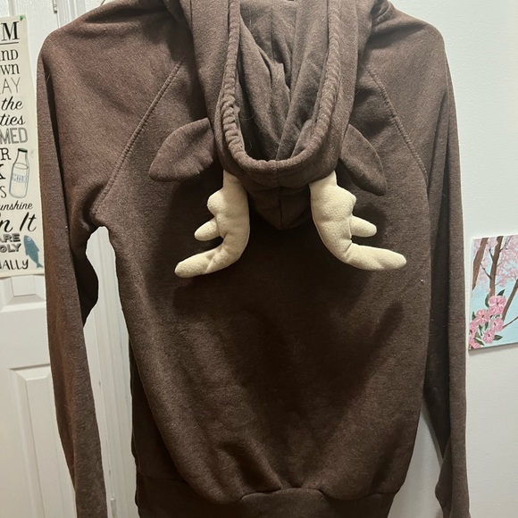 Canadian Moose Animal Hoodie - Picture 3 of 4